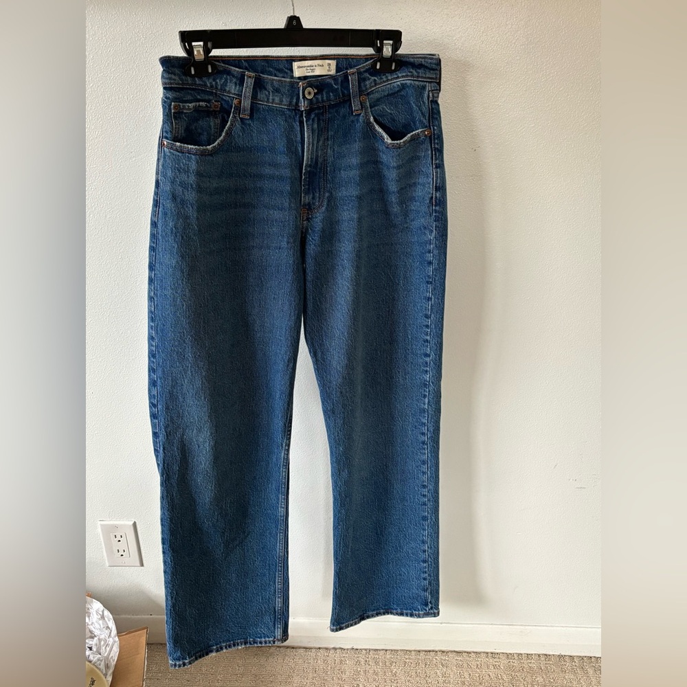 Abercrombie & Fitch Women’s Straight Jeans